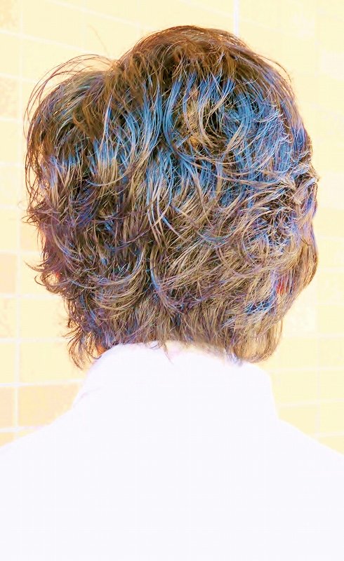 知的なニュアンスを感じる ！大人のスマートスタイル|Tasha