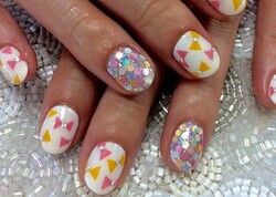 リボンたっぷりネイル