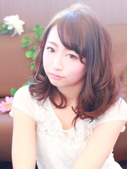 ニュートラルガーリー・ナチュラルパーマ