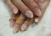 シンプルグラデーションにパールで|ネイルサロン＆ショップ／ネイルスクール　Ｃｕｒｅ