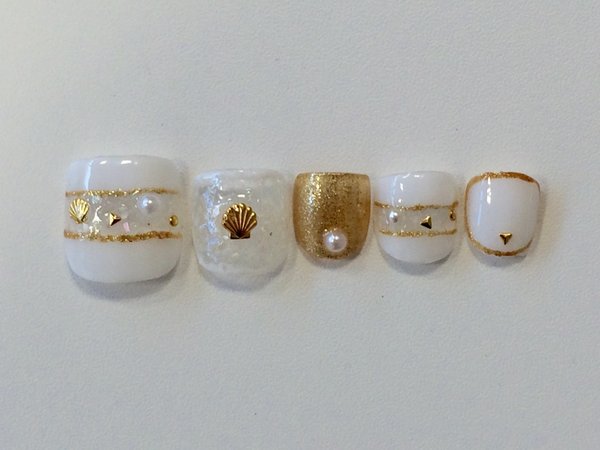 シェルnail|エクセレントネイル　佐世保店