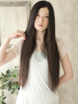モードスーパーロングストレート|美容室　コミュニティサロン と和　巣鴨店
