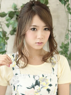 細かなディテールが映えるゆる可愛ナチュラルアレンジ