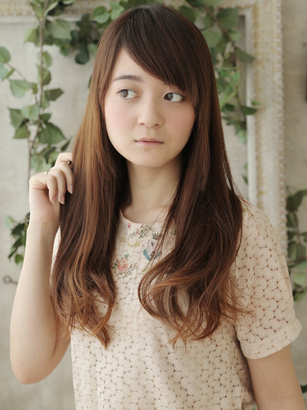 リラックス感溢れる知的なグラデーションゆる巻き|美容室　コミュニティサロン と和　巣鴨店