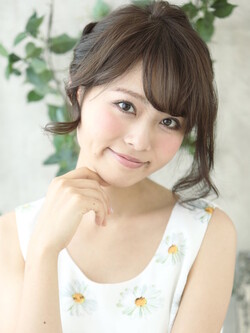 ショコラカラーでツヤ感UPアレンジで上品な女らしさ