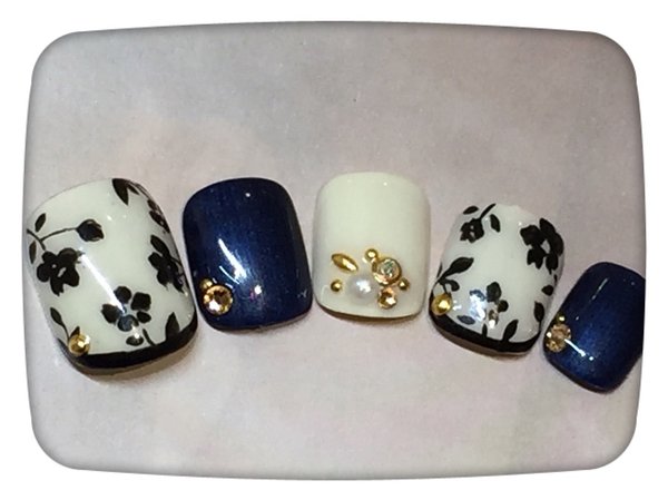 シックフラワー|エクセレントネイル　アミュプラザおおいた店