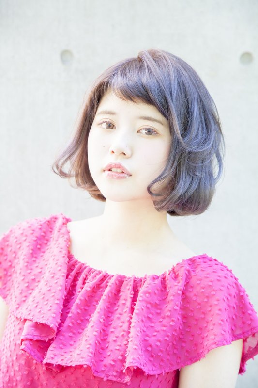 プール帰りの濡れた髪でもキマるワクワクするボブ|kisai BUZZ