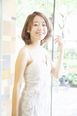 潔くシンプルなウェーブだから、生えるハイトーンカラ|kisai BUZZ