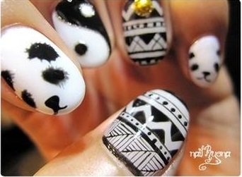 パンダ＆幾何学ネイル