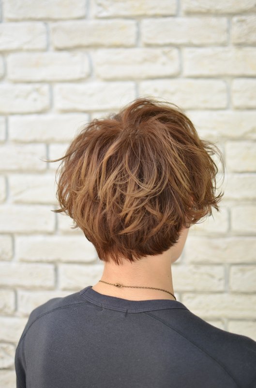 ミディアムマッシュショート|BANGS