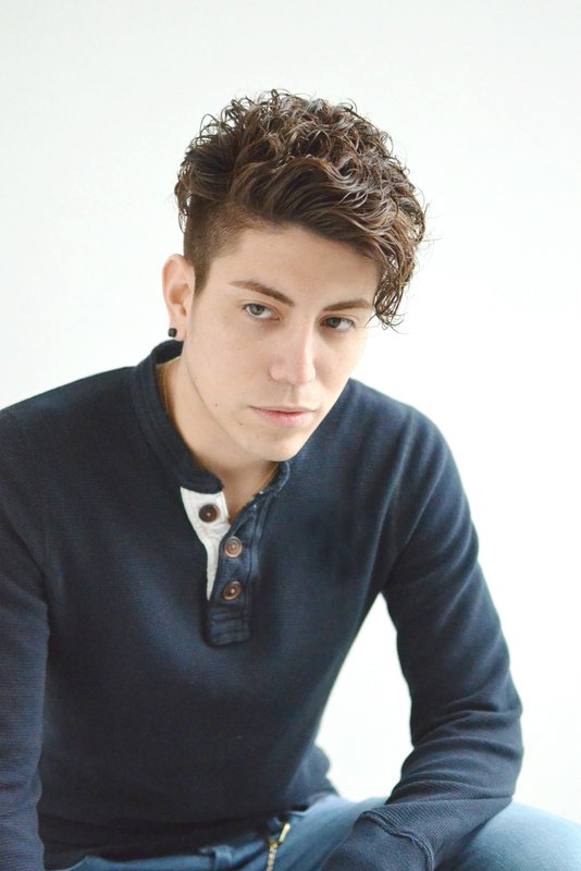 ネオ七三×刈り上げツーブロック　パーマスタイル|BANGS