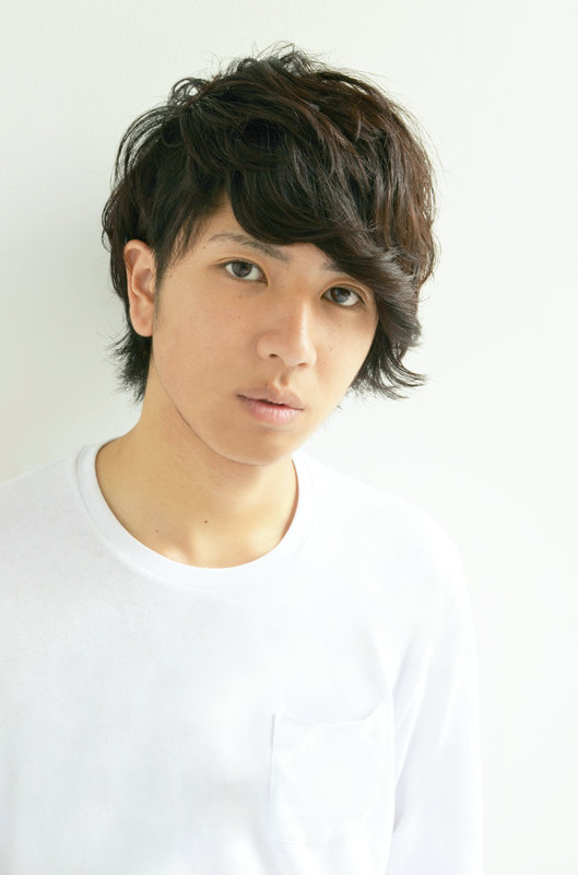 ツーブロックミディアムレイヤー|BANGS