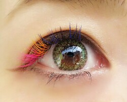 目尻チェリー＆オレンジ・他ブラック＆ブルー|中目黒まつ毛エクステサロン専門店～or LATTe～