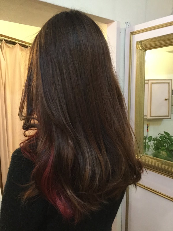 【フェリス】ピンクレッドのインナーカラー|feliz