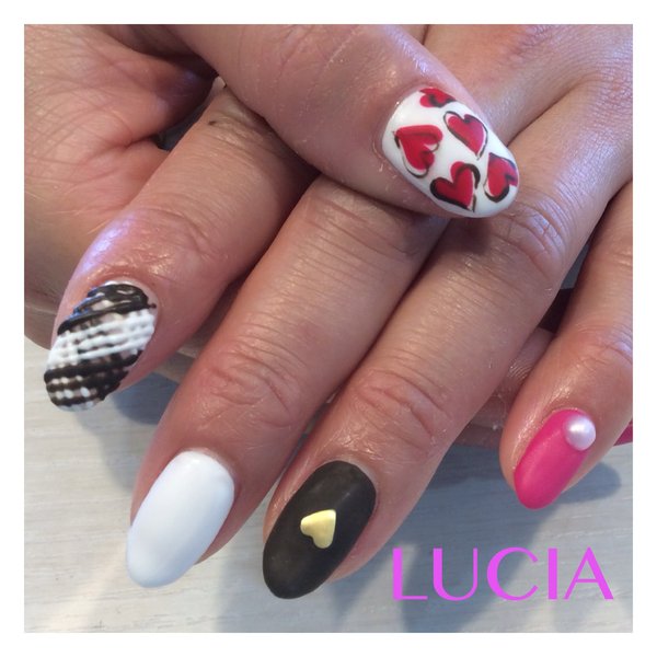 バレンタインチョコジェルネイル♪|Lucia
