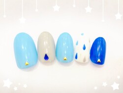 ポップな雨ネイル|エクセレントネイル　佐世保店