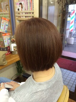 ピンクベージュの前下りボブ|MAYA　マヤ