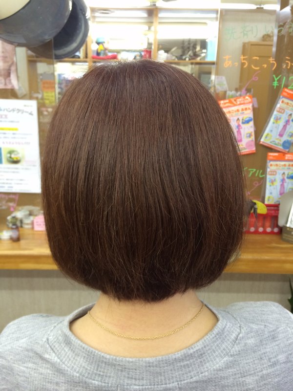 ピンクベージュの前下りボブ|MAYA　マヤ