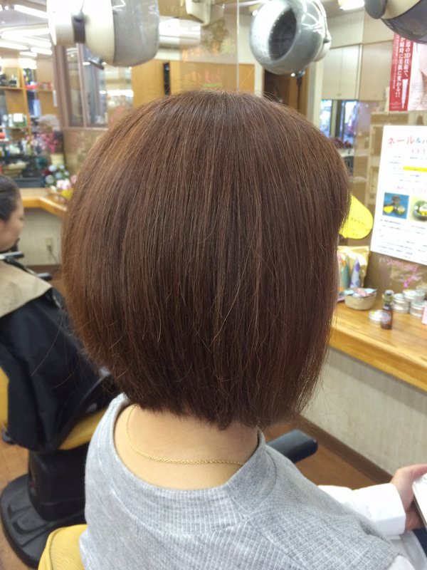 ピンクベージュの前下りボブ|MAYA　マヤ