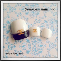 CHANELフットネイル