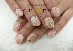 カラーはナチュラル