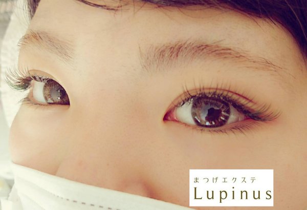 カラーエクステで大人っぽさと色気をプラス♪|Lupinus