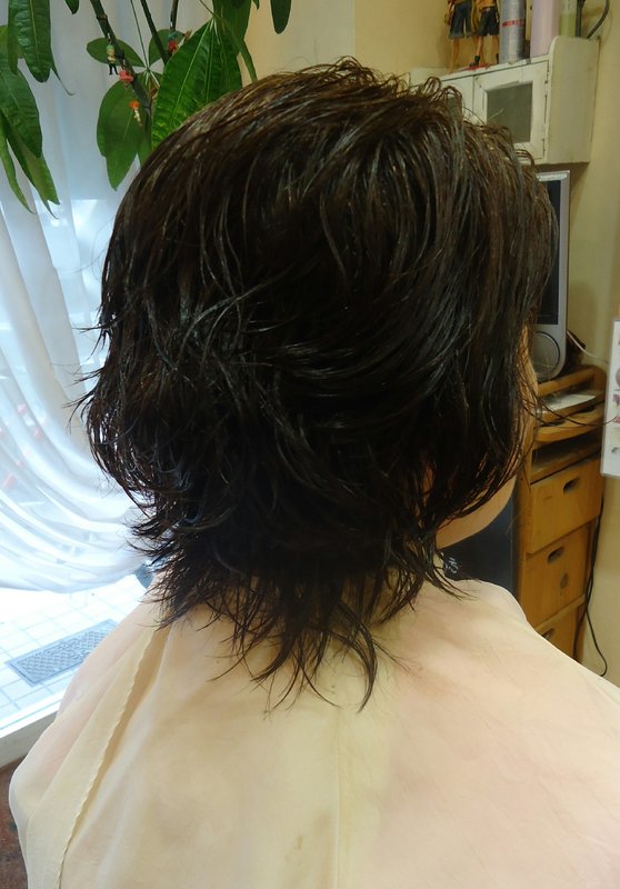 クセ毛のショートカット|愛媛・西条美容室～想～