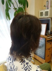 クセ毛絶壁ハネるの悩みにすきハサミを使わないカット|愛媛・西条美容室～想～