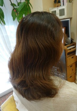貴女は何歳まで縮毛矯正をしますか？|愛媛・西条美容室～想～