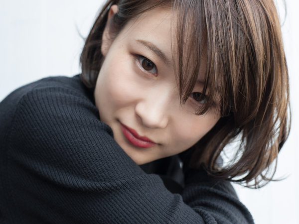 タイトなウェットボブ|ade omotesando