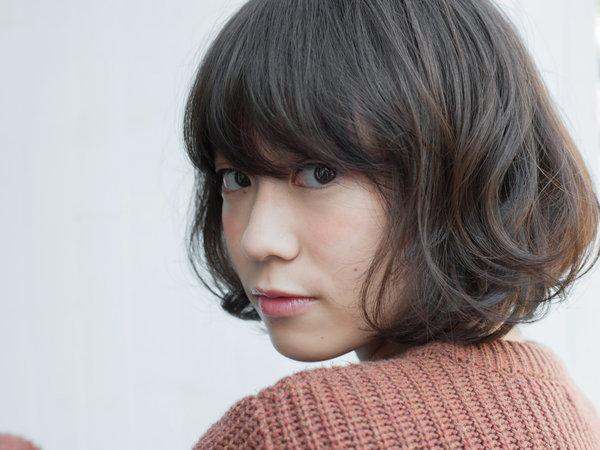 インナーカラーで魅せるボブ|ade omotesando