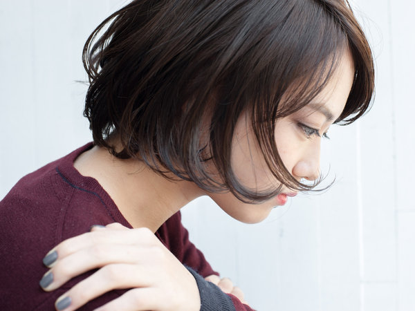 クセ感ウェットボブ|ade omotesando