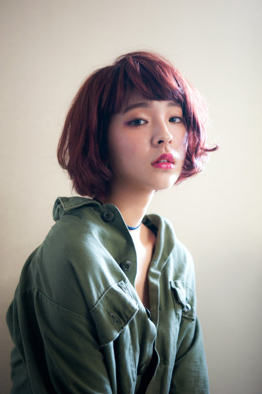 外国人風の切りっぱなし斬新なボブ|kisai BUZZ