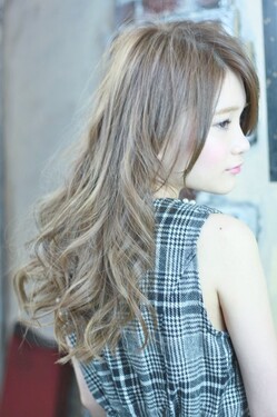 3Dグラデーションカラー ☆振り向きデザイン|parade