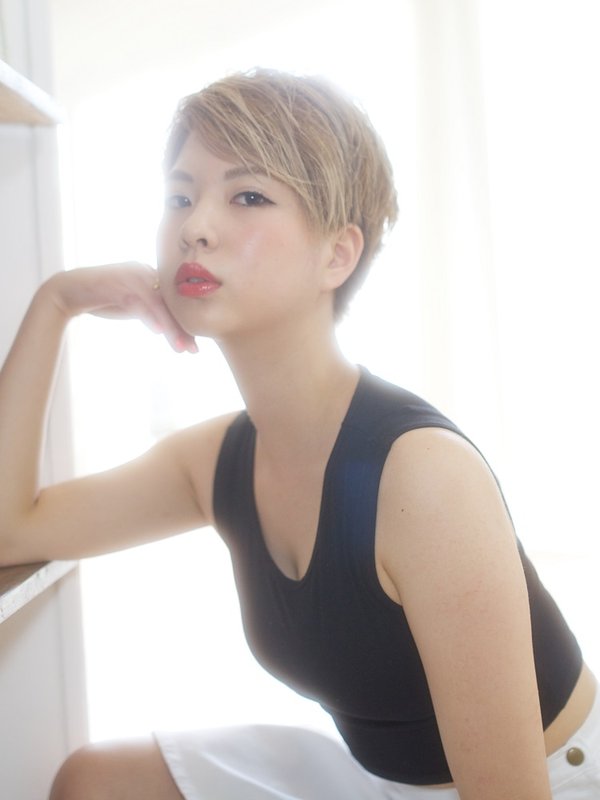 エッジィアニュイショート|hair make flencia