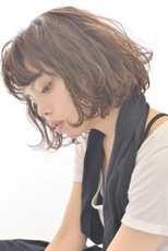 ルーズなパーマボブ|HYSTERIA　原宿店