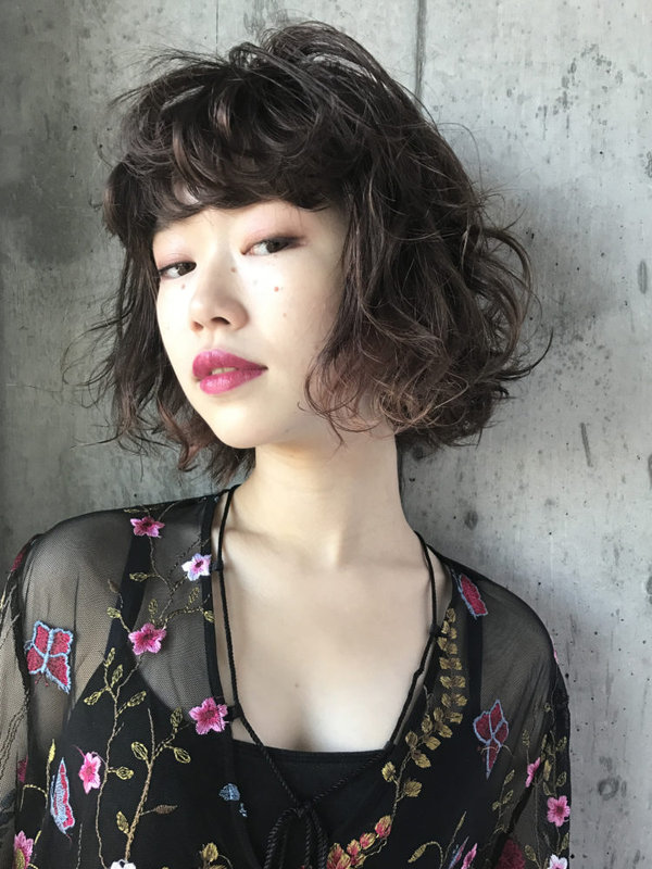 ハイライトカラー☆ワンポイントでオシャレヘアに♪|NORA Journey