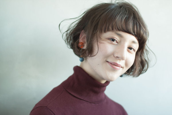 パーマで作る外国人風のお洒落柔らかいショートボブ|Bella Dolce