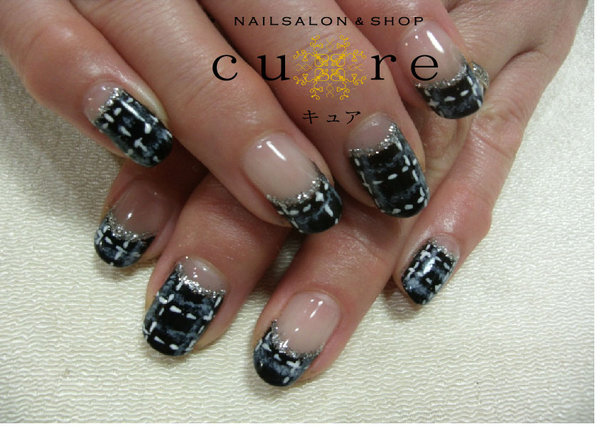 2種類フレンチをブラックカラーで|ネイルサロン＆ショップ／ネイルスクール　Ｃｕｒｅ
