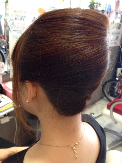 夜会巻き|Ｈａｐｐｉｎｅｓｓ