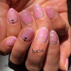 ﾏｰﾌﾞﾙネイル♪|Lucia