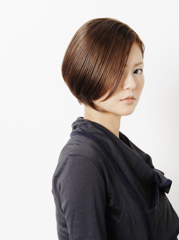 カットでつくるフリンジショート|NERO HAIR SALON