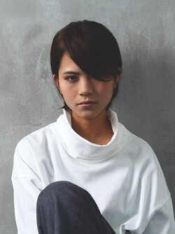 ジェンダーレスショート