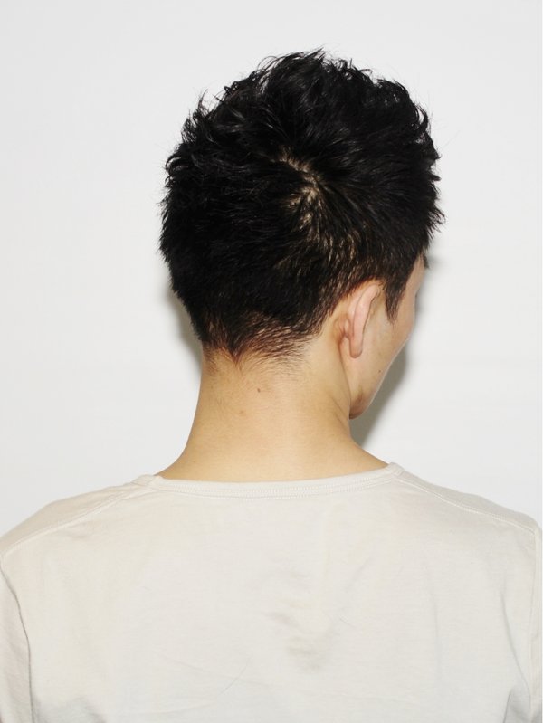 グランジ刈り上げリーゼントショート|NERO HAIR SALON