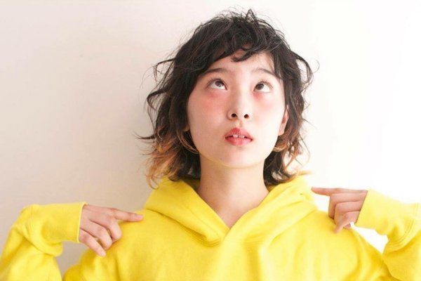 動きのあるマッシュウルフヘア|BOTAN