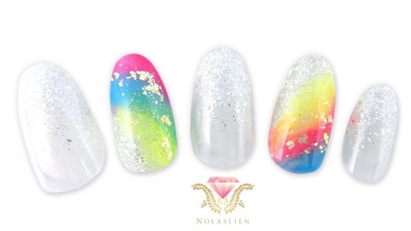ラメグラ×レインボーネイル|Nolaslien