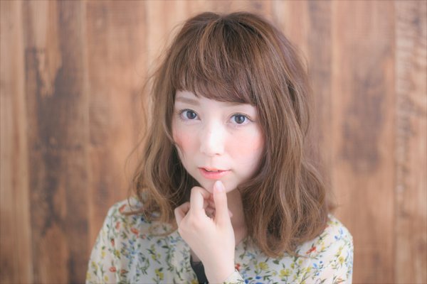 ミディアム|lｉｂｅｒｔａ hａｉｒ dｅｓｉｇｎ