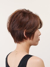 ひし形シルエットの小顔ショート|Hair&amp;relaxing Sizallia