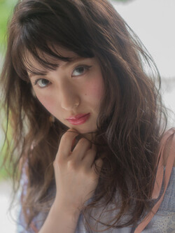 耳かけゆるふわエアリーカール