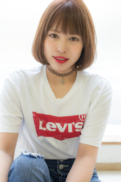 前下がり大人ボブ